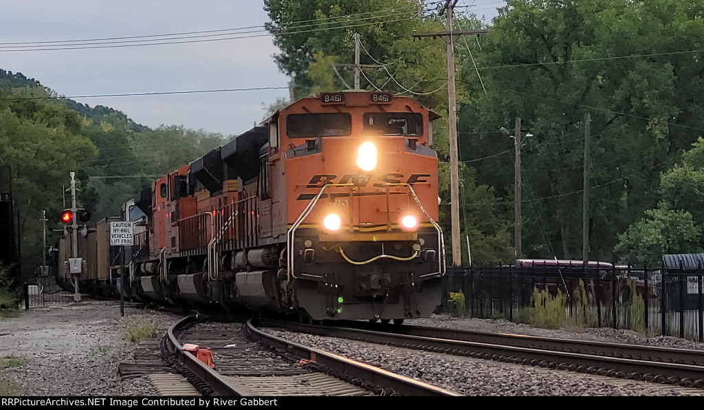 BNSF 8461